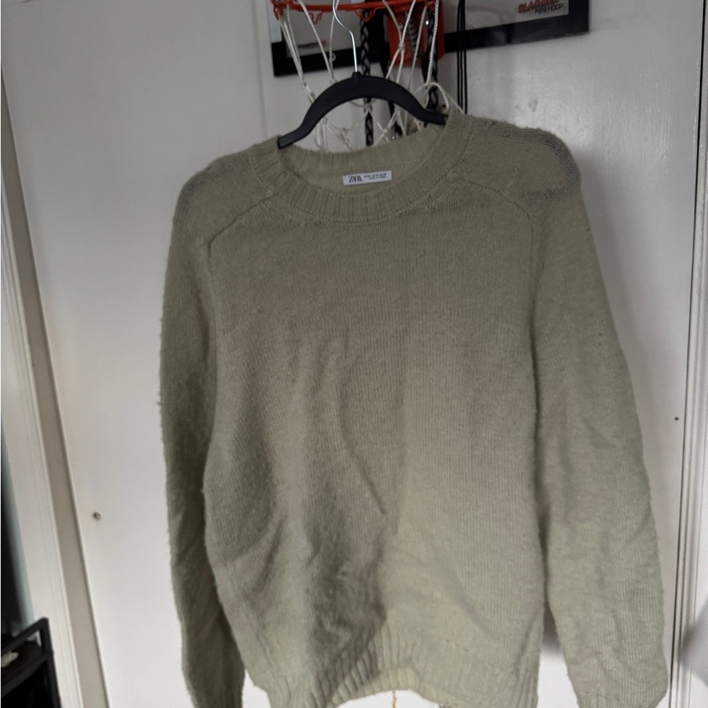 Zara men’s Cream Sweater